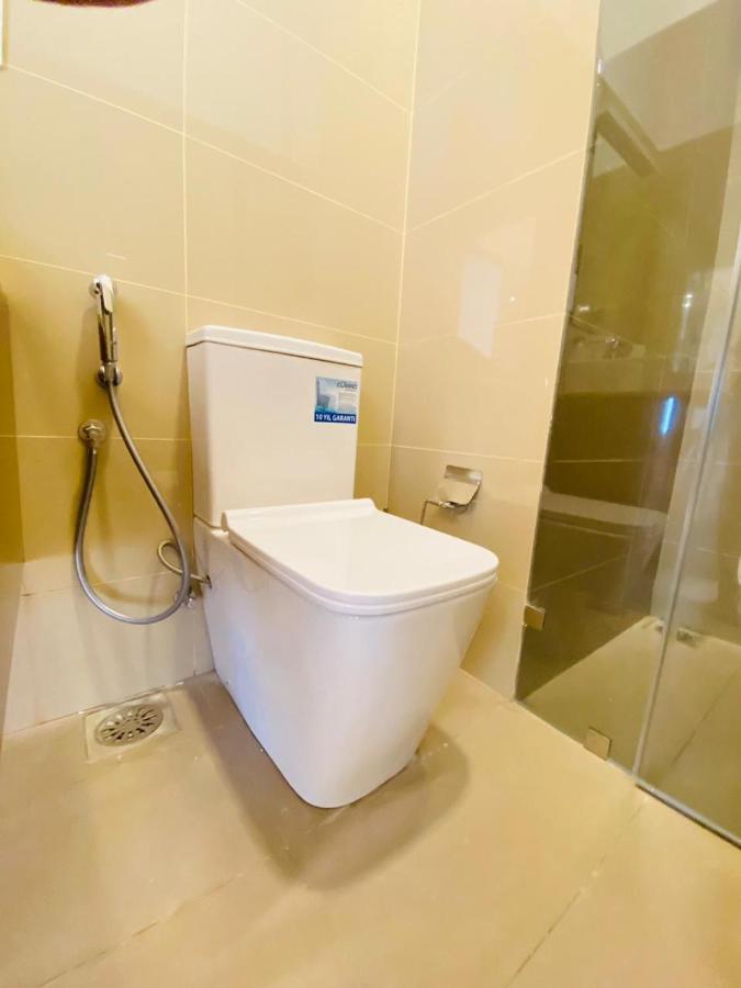 Ocean Breeze - Udaya Luxury Apartments Negombo Exterior photo