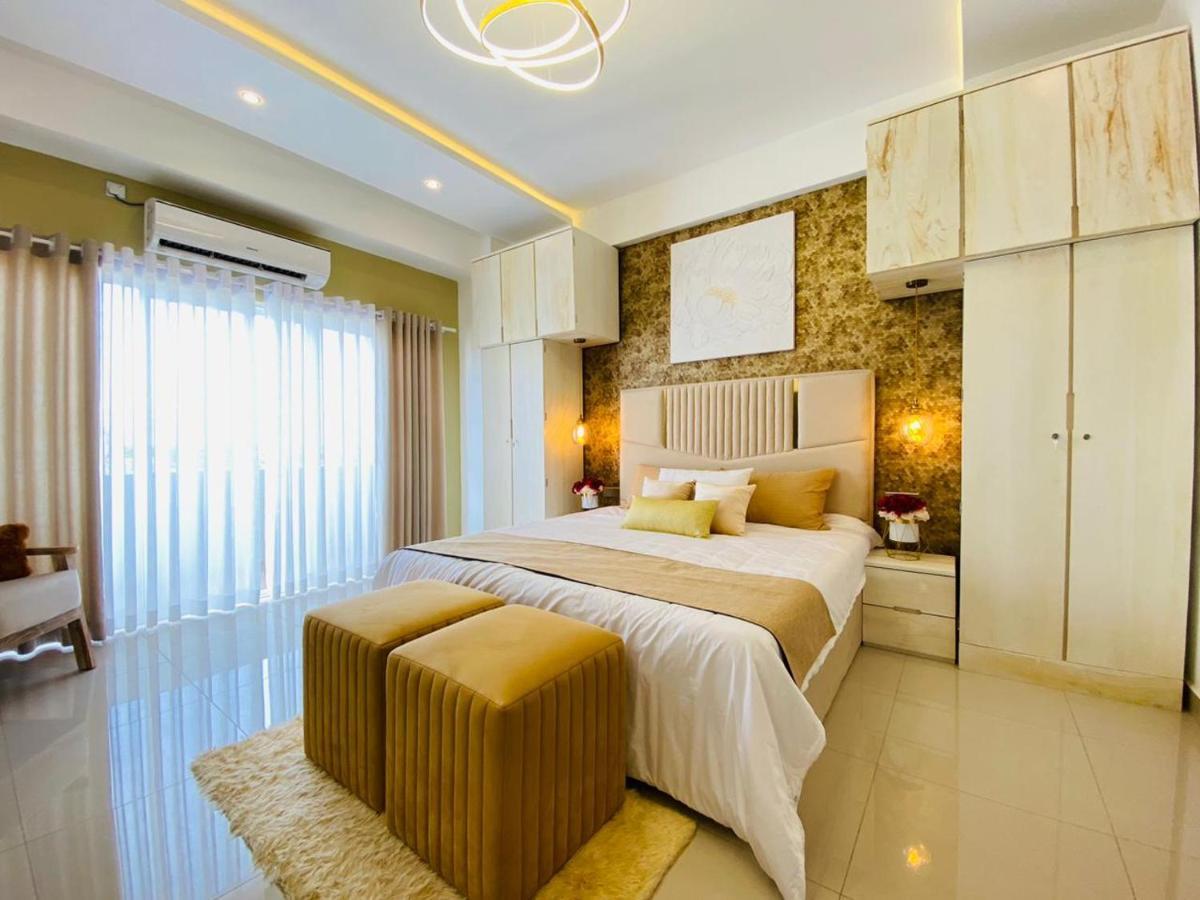 Ocean Breeze - Udaya Luxury Apartments Negombo Exterior photo