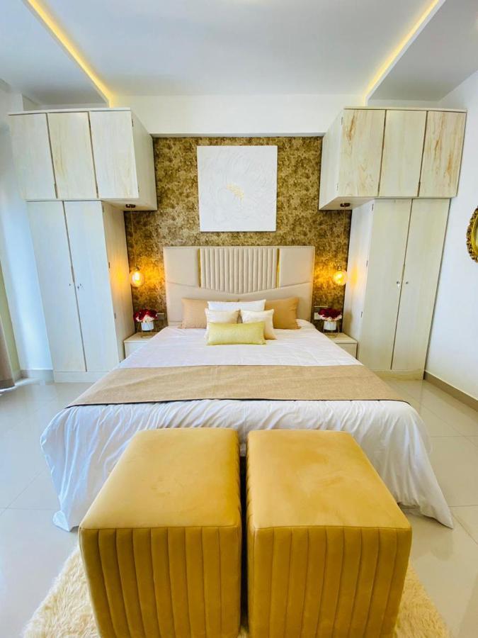 Ocean Breeze - Udaya Luxury Apartments Negombo Exterior photo