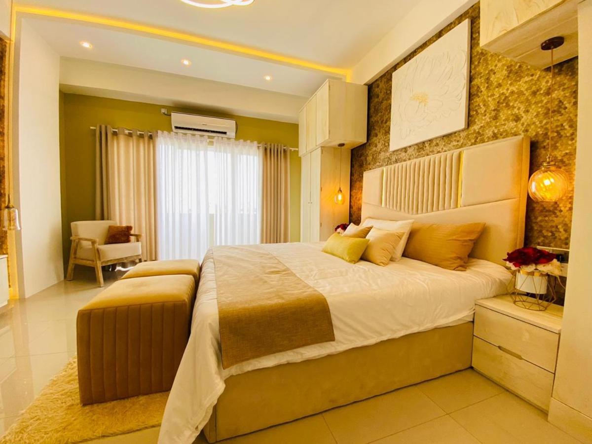 Ocean Breeze - Udaya Luxury Apartments Negombo Exterior photo