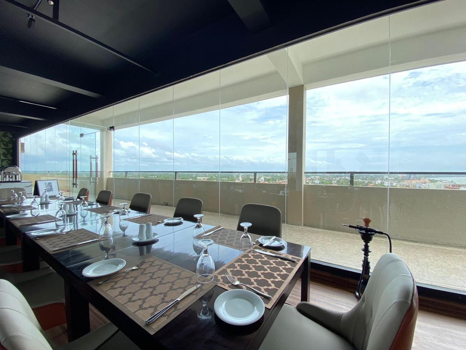 Ocean Breeze - Udaya Luxury Apartments Negombo Exterior photo
