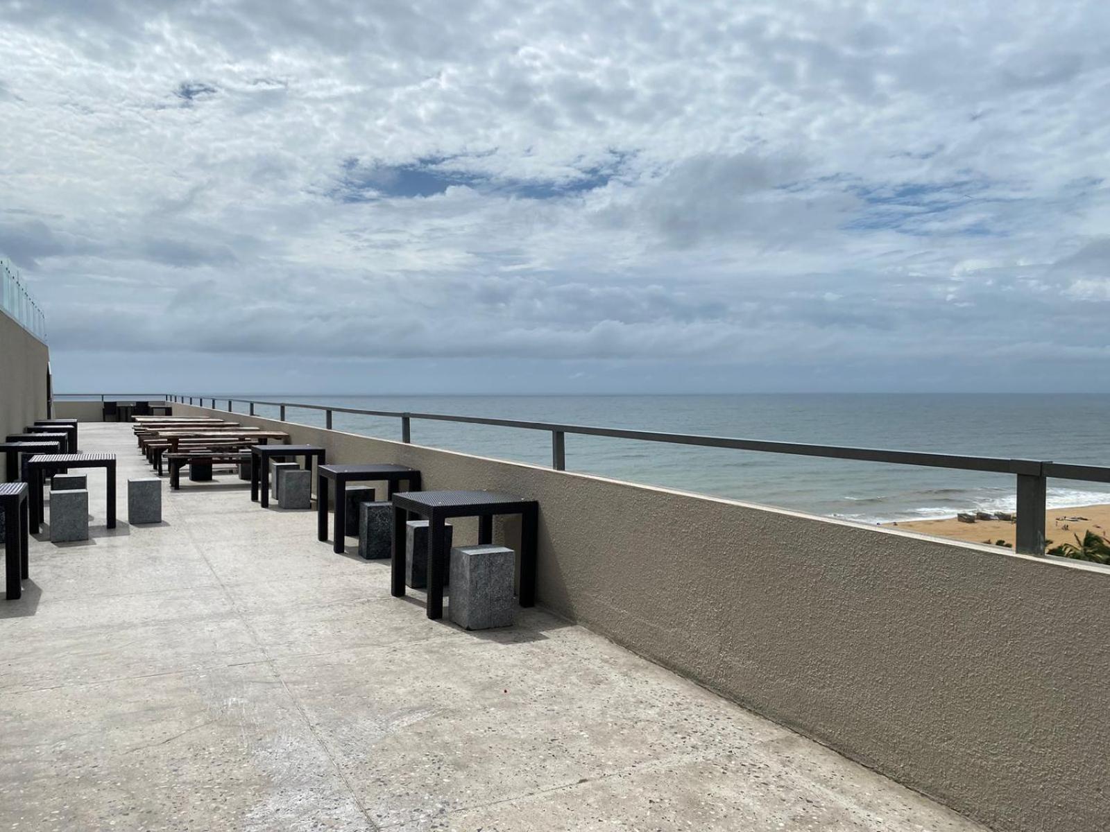 Ocean Breeze - Udaya Luxury Apartments Negombo Exterior photo